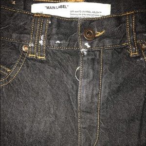 Off-White Jeans